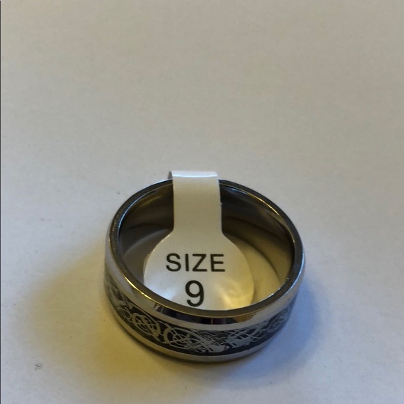 NWT celtic dragon titanium/stainless 9 - Picture 3 of 3